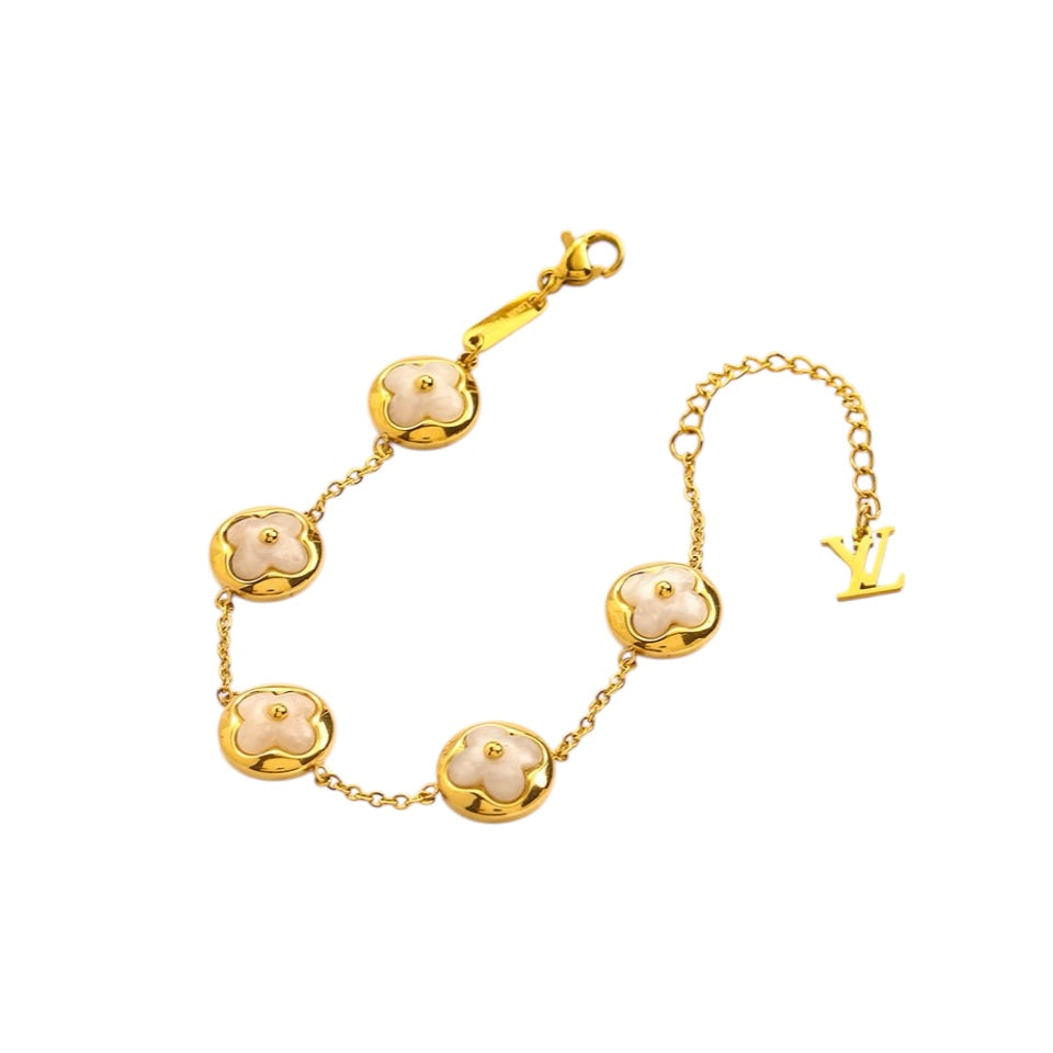 Leslie Flower Bracelet