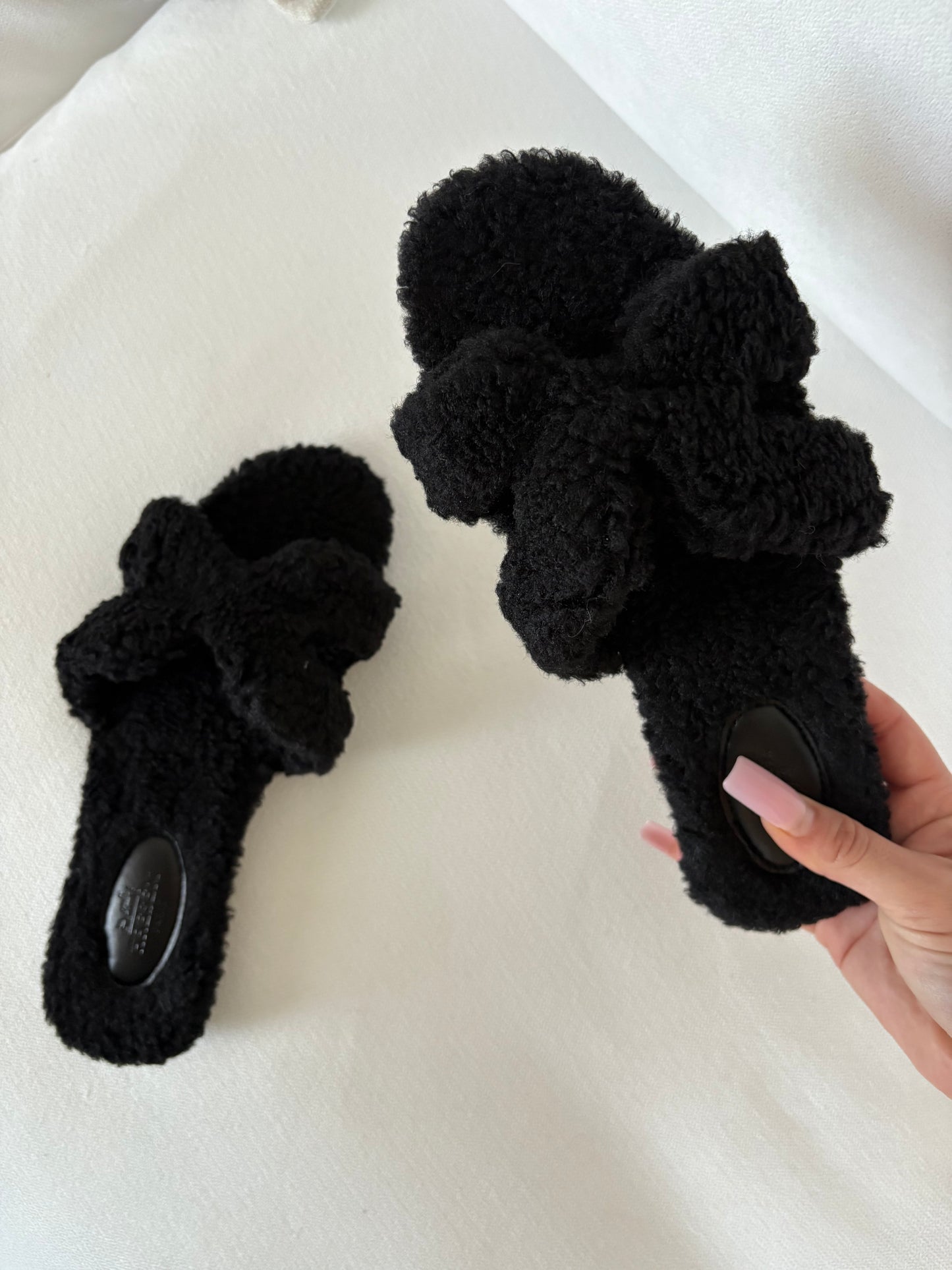 Hailey Fuzzy Sandals