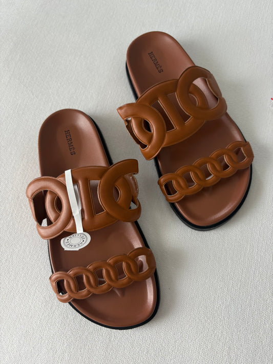 Chain To Me Sandals