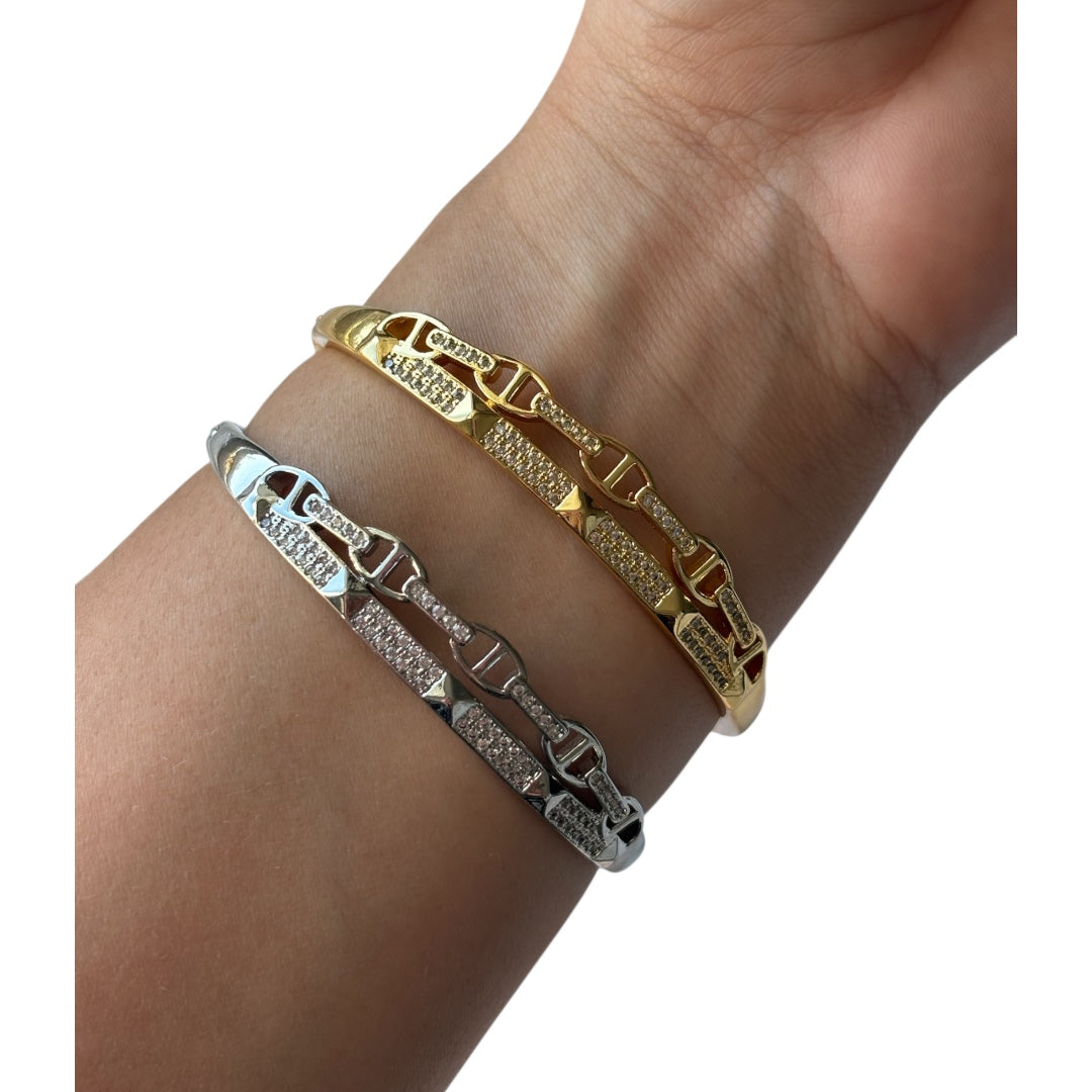 Chain and Stud Rhinestone Bracelet