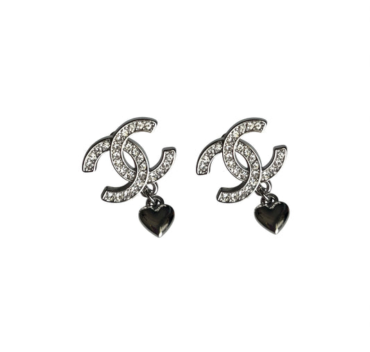 Clara heart earring