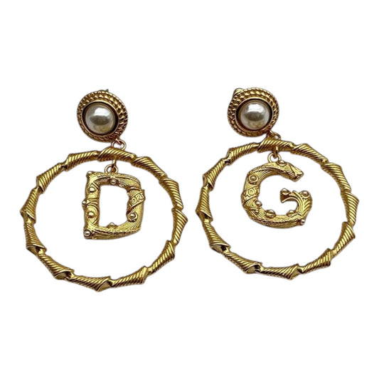 Dani G Hoops